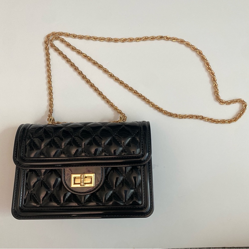 Black Quilted Chain Shoulder Bag